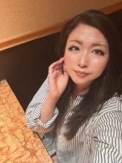 プロフィール写真11・美花｜mrs.J 金山・ミセスジェイ カナヤマ - 名古屋 金山の熟女パブ/熟女キャバクラ