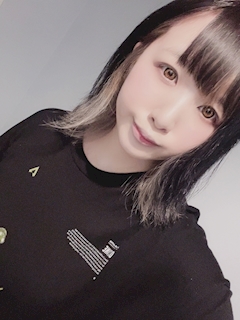 プロフィール写真5・りん🩷池袋西口リゾート1st🏝️🎯｜Resort（リゾート）GIRLS DARTS BAR・リゾート - 池袋西口のガールズバー