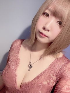 プロフィール写真4・りん🩷池袋西口リゾート1st🏝️🎯｜Resort（リゾート）GIRLS DARTS BAR・リゾート - 池袋西口のガールズバー