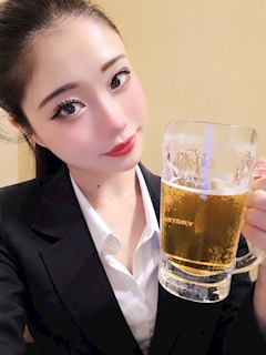 花園 らな 🌹「スーツ女子 🖤」