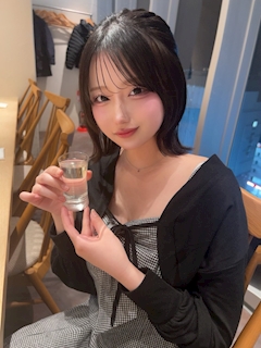 じゅり「日本酒だーいすき🍶♡」