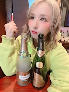 プロフィール写真24・昼/冬月ゆうき|CLUB ionia・イオニア - 中洲のキャバクラ