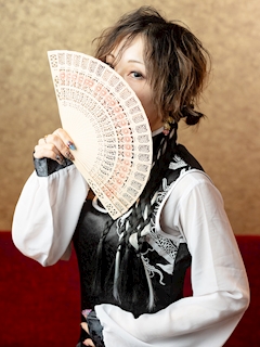 プロフィール写真2・涼|麗・ウララ - すすきののスナック