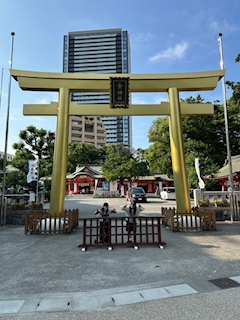🍸♥️🍸店長 まこ🍾✴︎ .。「金神社に行ってきたお」