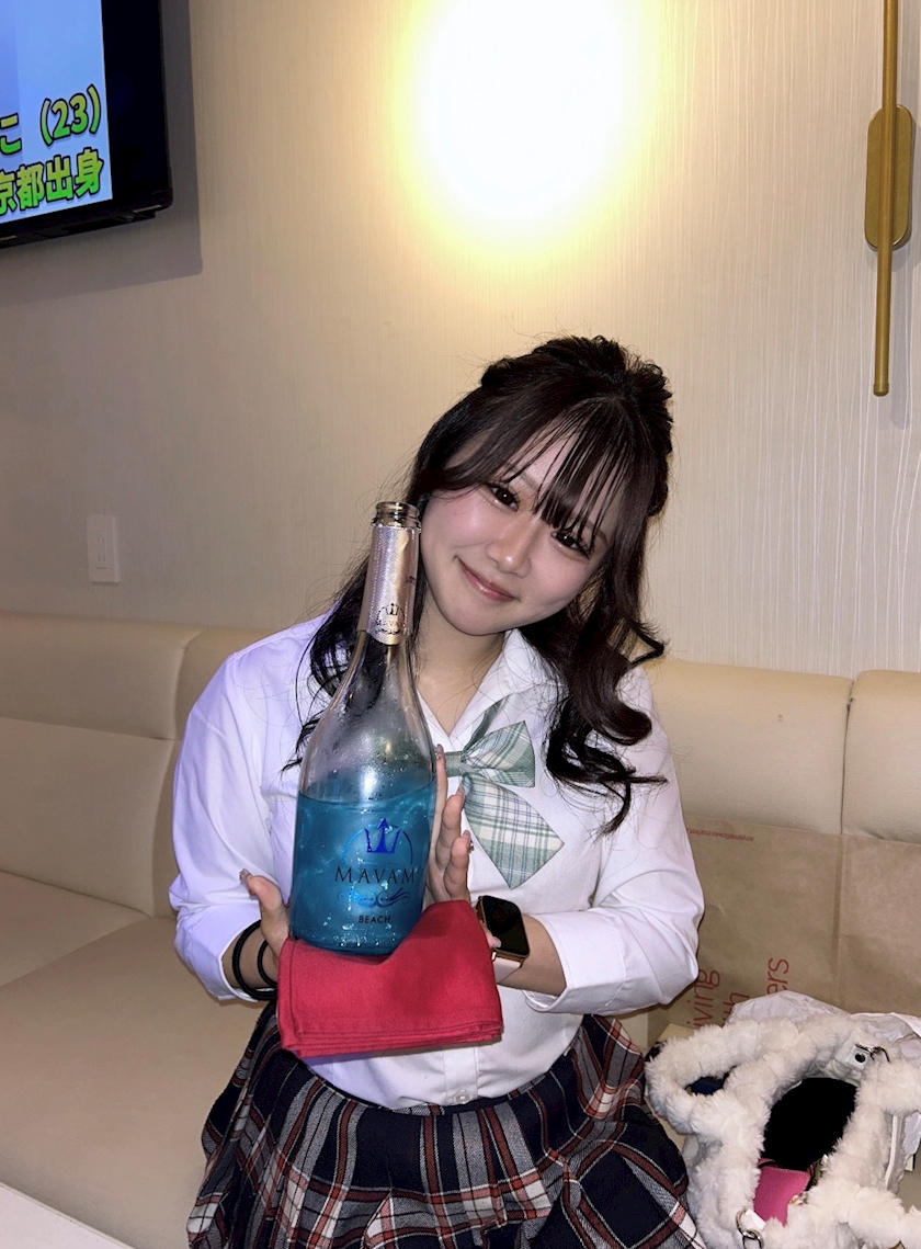 10/27卒業しました🎓💐🌸 ひなか High School Melon・ハイスクールメロン 上野のキャバクラ [ポケパラ]