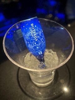 うい「0️⃣1️⃣1️⃣4️⃣」