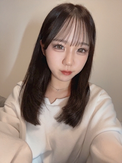 プロフィール写真2・みなもと　しずか｜Girl’s Bar DINER’S 津田沼店・ダイナーズ - 津田沼のガールズバー