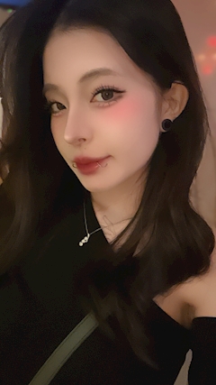 プロフィール写真3・ヅーチャン^_^｜GirlsBAR Venus・ヴィーナス - 沖縄市・中の町のガールズバー