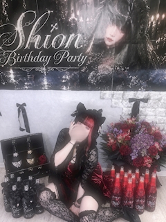 プロフィール写真2・しおん🖤🐈⬛🐾下北沢CieL|Girl's bar CieL・シエル - 下北沢駅前のガールズバー
