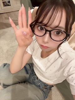 プロフィール写真1・ヒカリ｜GirlsBar Twenty Seven  -27-北千住店・トゥエンティセブン - 北千住のガールズバー