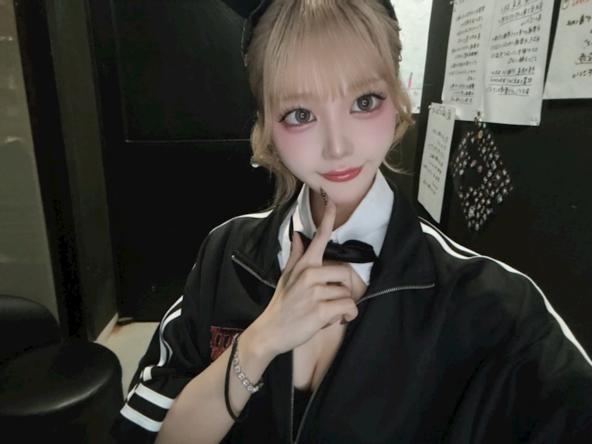ひめ👑 ̖́-‬🐰♡ ♡🏹