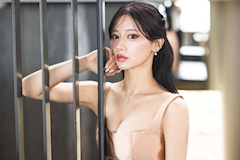 プロフィール写真11・夏目 かんな|BARCELONA Leicester・レスター - すすきののニュークラブ(キャバクラ)