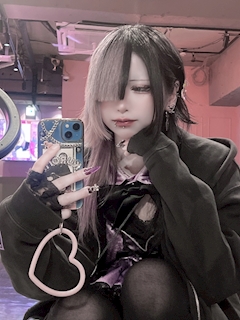 めらち「𝙸𝙽」