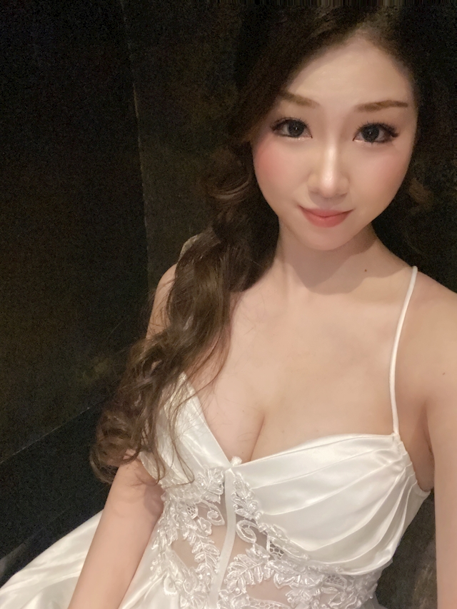 プロフィール写真8・藤咲 りおな｜錦 キャバクラ・Mrs.CAFE 離宮