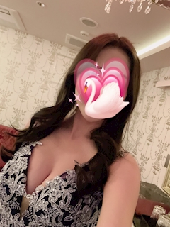 プロフィール写真2・ゆうひ🌇💖|淑女 Club 花蝶・ハナチョウ - 神田の熟女パブ/熟女キャバクラ