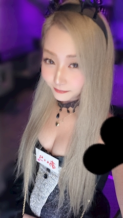 愛羅「出勤してるよ～💫💫今日からコスプレイベント💓」