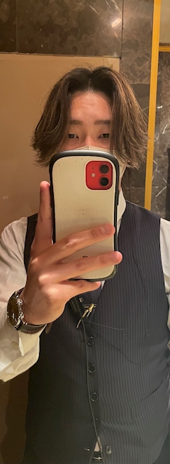 プロフィール写真10・黒服のゆうたりん｜