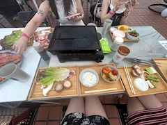 ゆり「ビアガーデン🍺🤗」