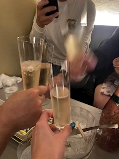 まな「土晩🥂」