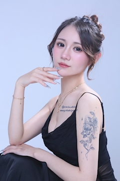 プロフィール写真2・椿 れいら｜柏 キャバクラ・ビコーズ
