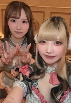 まな「16～19日はアズマリ衣装EV⚓️🌷」