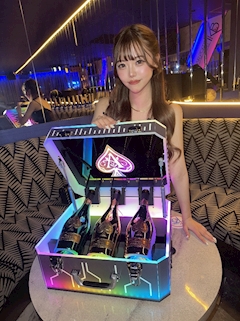 ミミ　Business「シャンパンだーいすき」