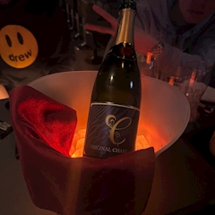 モモ「退勤🍒」