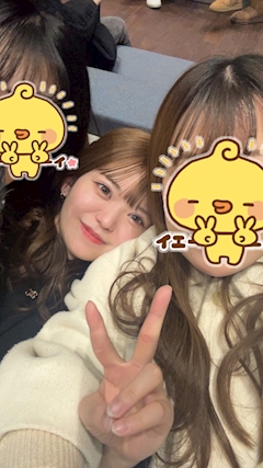 👯うい👯「友達に囲まれてしあわてっ」