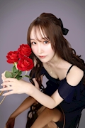 文月　奈緒