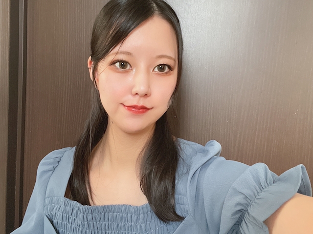 プロフィール写真3・芹沢あん|