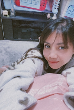 プロフィール写真14・ＡＹＵＭＩ｜KING＆QUEEN・キングアンドクイーン - 名古屋 栄のインターナショナルパブ