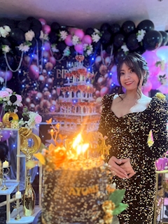 プロフィール写真26・ＡＹＵＭＩ｜KING＆QUEEN・キングアンドクイーン - 名古屋 栄のインターナショナルパブ