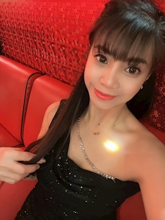 プロフィール写真1・ＡＹＵＭＩ｜KING＆QUEEN・キングアンドクイーン - 名古屋 栄のインターナショナルパブ