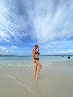 プロフィール写真17・ＡＹＵＭＩ｜KING＆QUEEN・キングアンドクイーン - 名古屋 栄のインターナショナルパブ