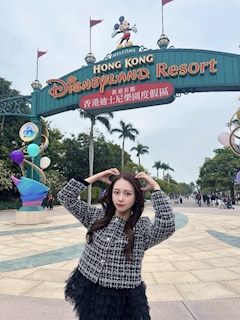 白咲　つむぎ「香港ディズニー🐭🏰🎀」