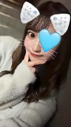プロフィール写真2・れな｜キミにとどけ！・キミニトドケ - 神田駅北口のガールズバー
