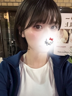 あゆみ「髪切ったよーん🧚‍♀️」
