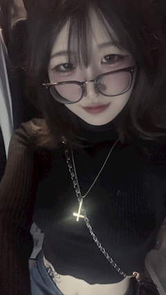 プロフィール写真3・もな|PREMIUM LOUNGE & BAR Mieux・ミュー - 本厚木駅北口のガールズバー