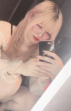 プロフィール写真10・もな｜PREMIUM LOUNGE & BAR Mieux・ミュー - 本厚木駅北口のガールズバー