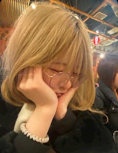 プロフィール写真9・もな｜PREMIUM LOUNGE & BAR Mieux・ミュー - 本厚木駅北口のガールズバー