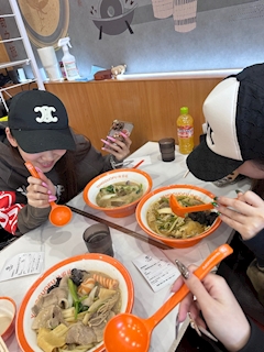 レン「麻辣湯👍🏻」