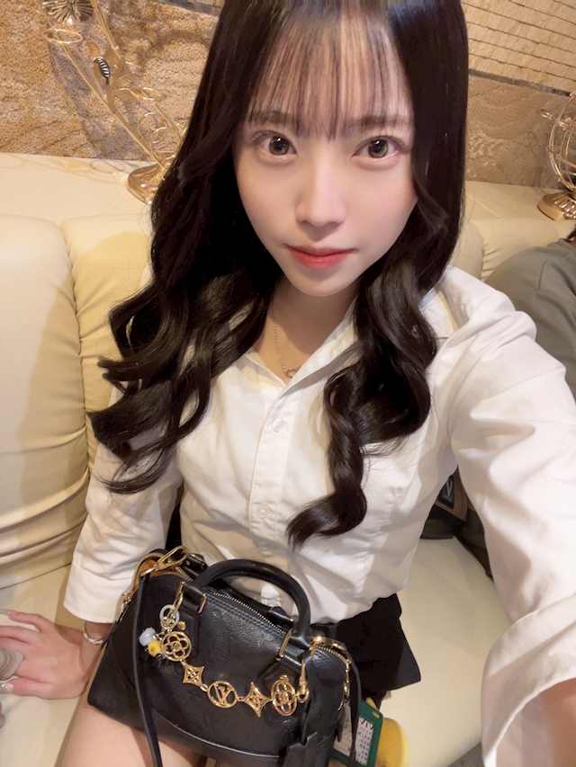 プロフィール写真2・あかり　vivid-ikb-｜池袋 キャバクラ・vivid