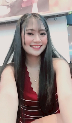 プロフィール写真26・Sakura｜KING＆QUEEN・キングアンドクイーン - 名古屋 栄のインターナショナルパブ