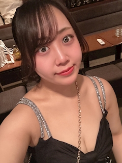 しの「本日も出勤です🦄」