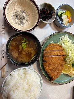 友美ママ👩神田エゴイスト　週刊SPA3/18発売掲載