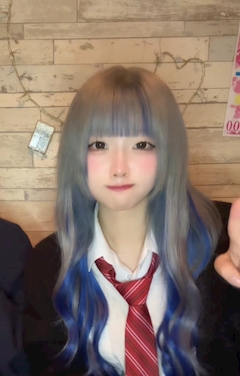 プロフィール写真1・らいか｜ももいろキャンパス - 天満のガールズバー