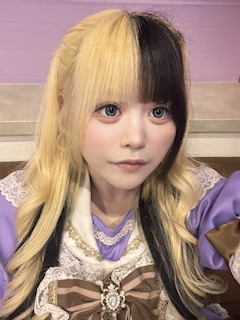 にこ