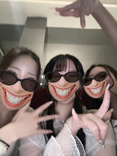 紅葉 なつ「仲良しフォト(* ᐕ)？」