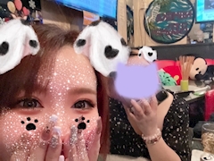 れん　【FIRIA】「クリスマスってただの平日だよね？😠笑」