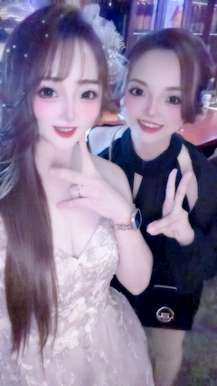 ゆう「2月1日のんママ誕生日おめでとう🩷🩷🩷」